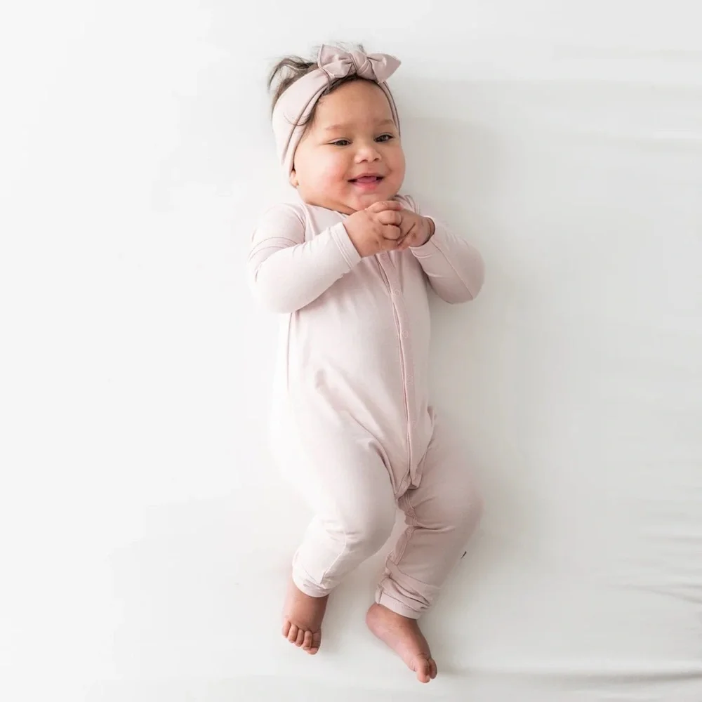 Kyte Baby Bow in Blush ( 0-3 months )